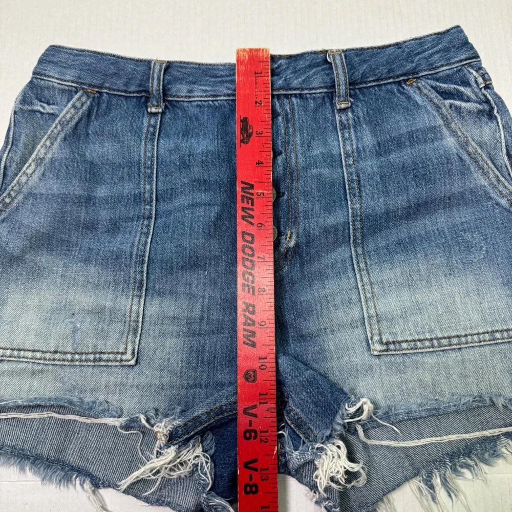 Free People We The Free Jesse Carpenter High Rise Denim Shorts Women's Size 29 - Picture 5 of 7